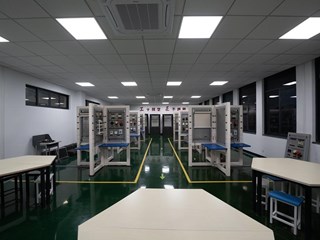 崇智楼B1-304智能家居实训室 